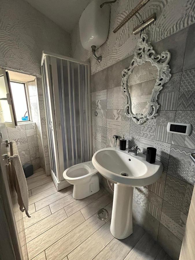 Cuore Di Napoli Hotel ภายนอก รูปภาพ
