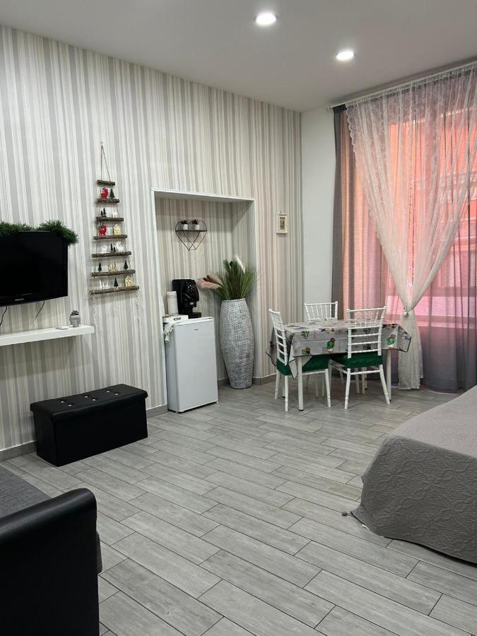 Cuore Di Napoli Hotel ภายนอก รูปภาพ