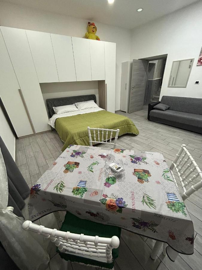 Cuore Di Napoli Hotel ภายนอก รูปภาพ