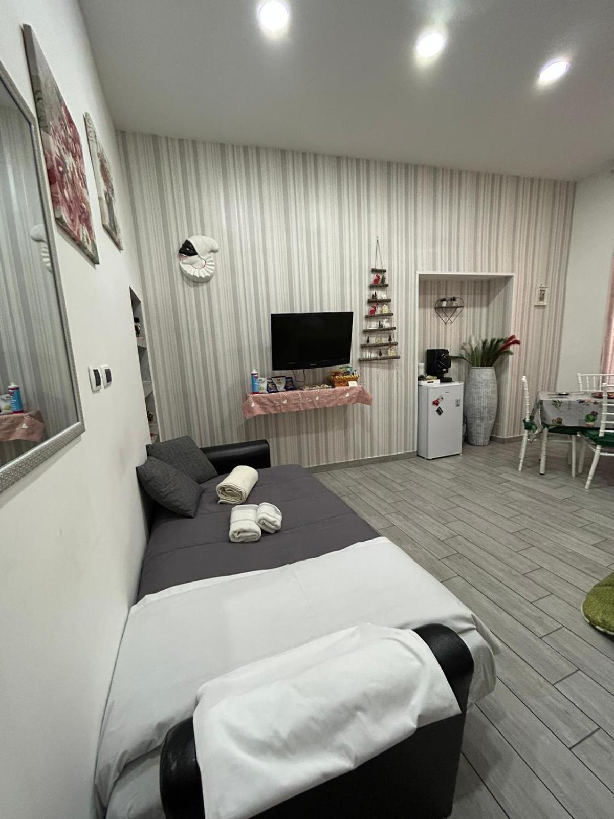Cuore Di Napoli Hotel ภายนอก รูปภาพ