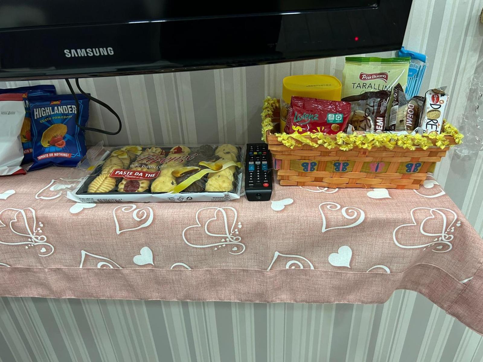 Cuore Di Napoli Hotel ภายนอก รูปภาพ